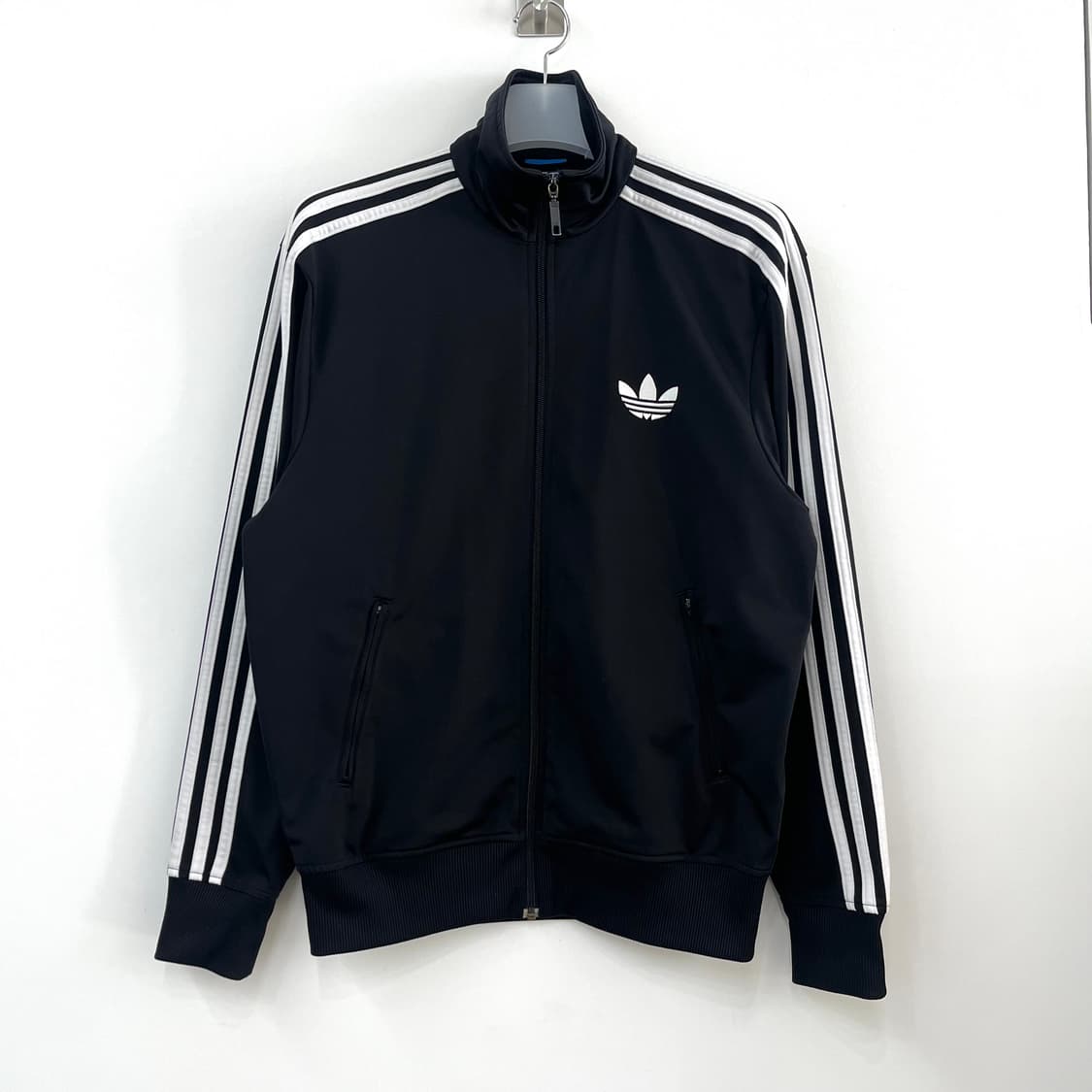 아디다스 구파이어버드 블랙 트랙탑 져지 상품이미지2