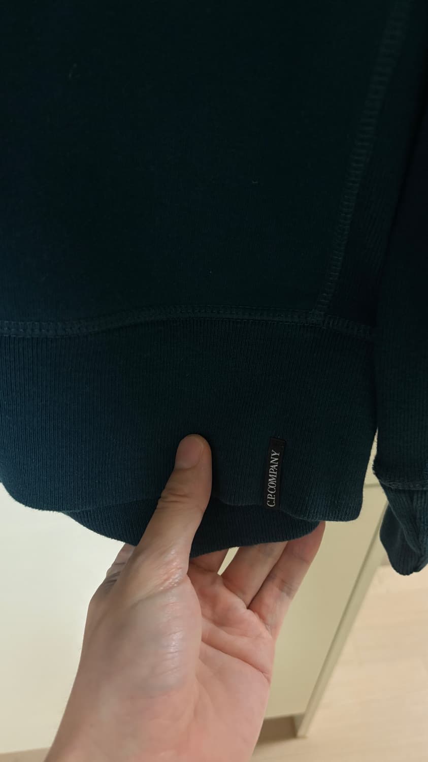 CP.Company 스웻XL 상품이미지4