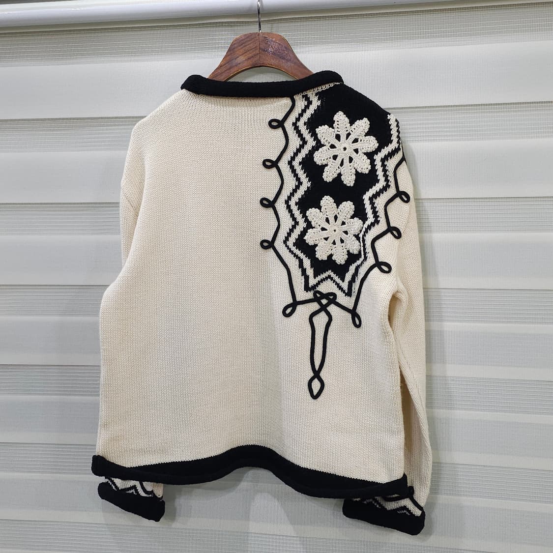 80-90s 일본디자이너 madame NICOLE 자수니트 상품이미지6