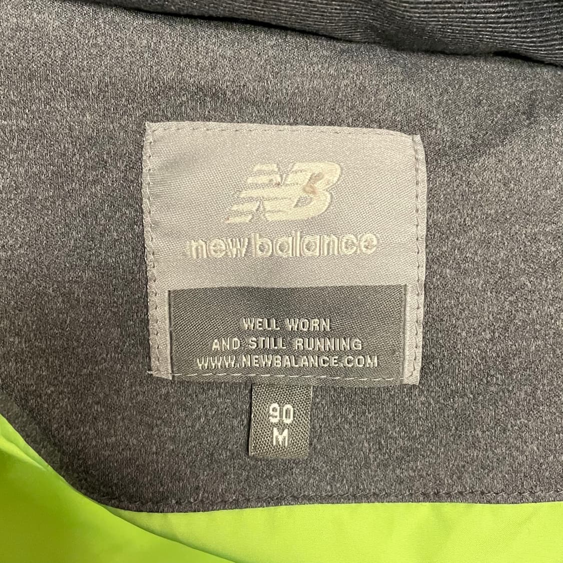 뉴발란스 (우먼) 덕 다운 그레이 패딩 베스트   상품이미지5