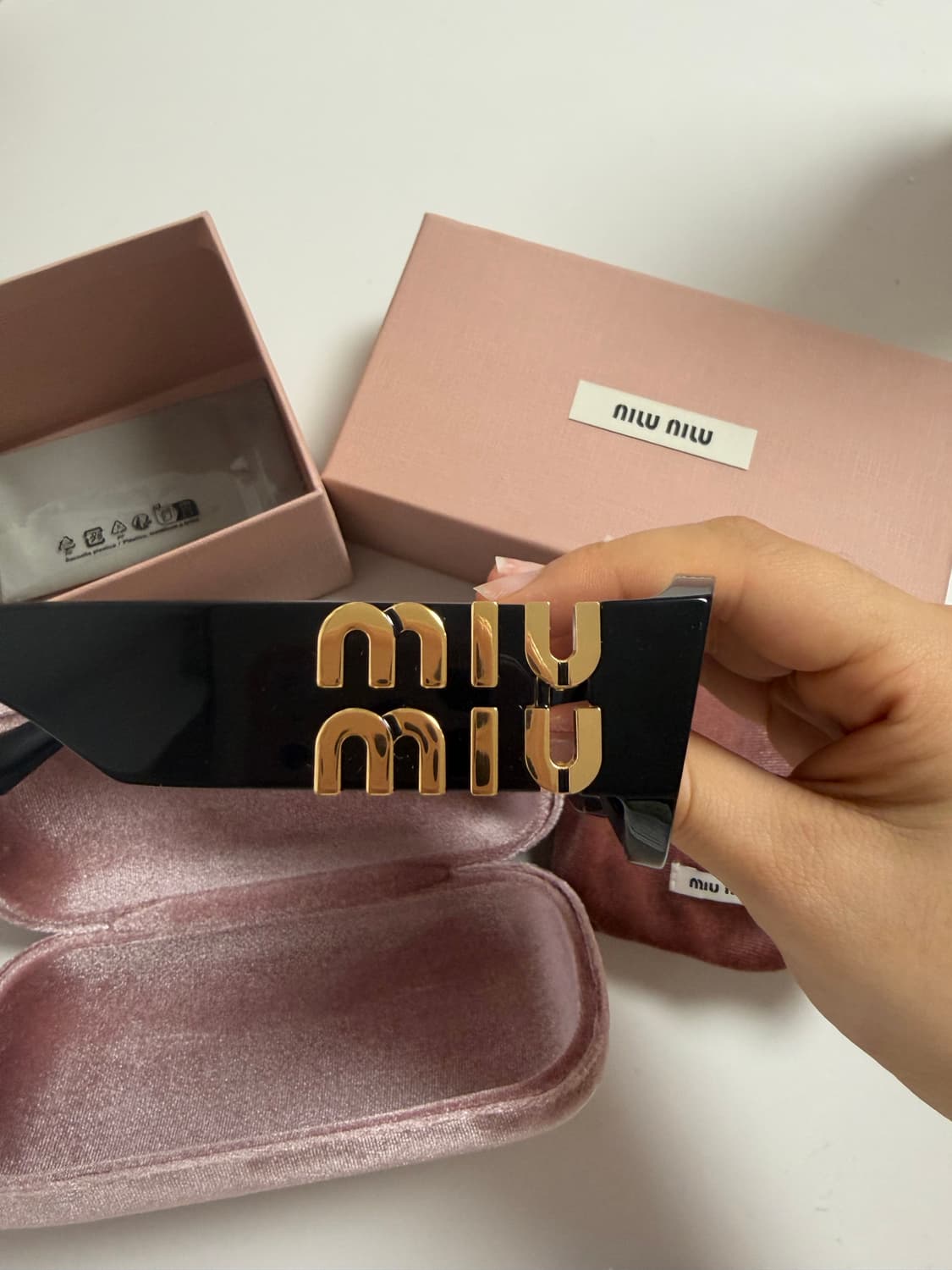 미우미우 miumiu 글림스 선글라스 SMU 11W 상품이미지3