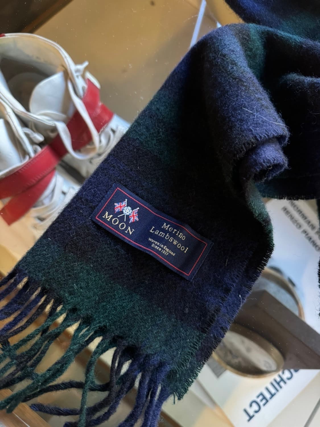 MOON 문트위드 메리노울 블랙와치 머플러 상품이미지4