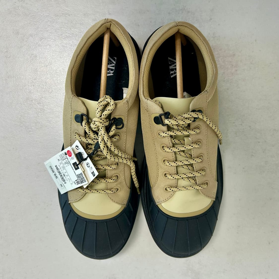 자라 방수 운동화 상품이미지3