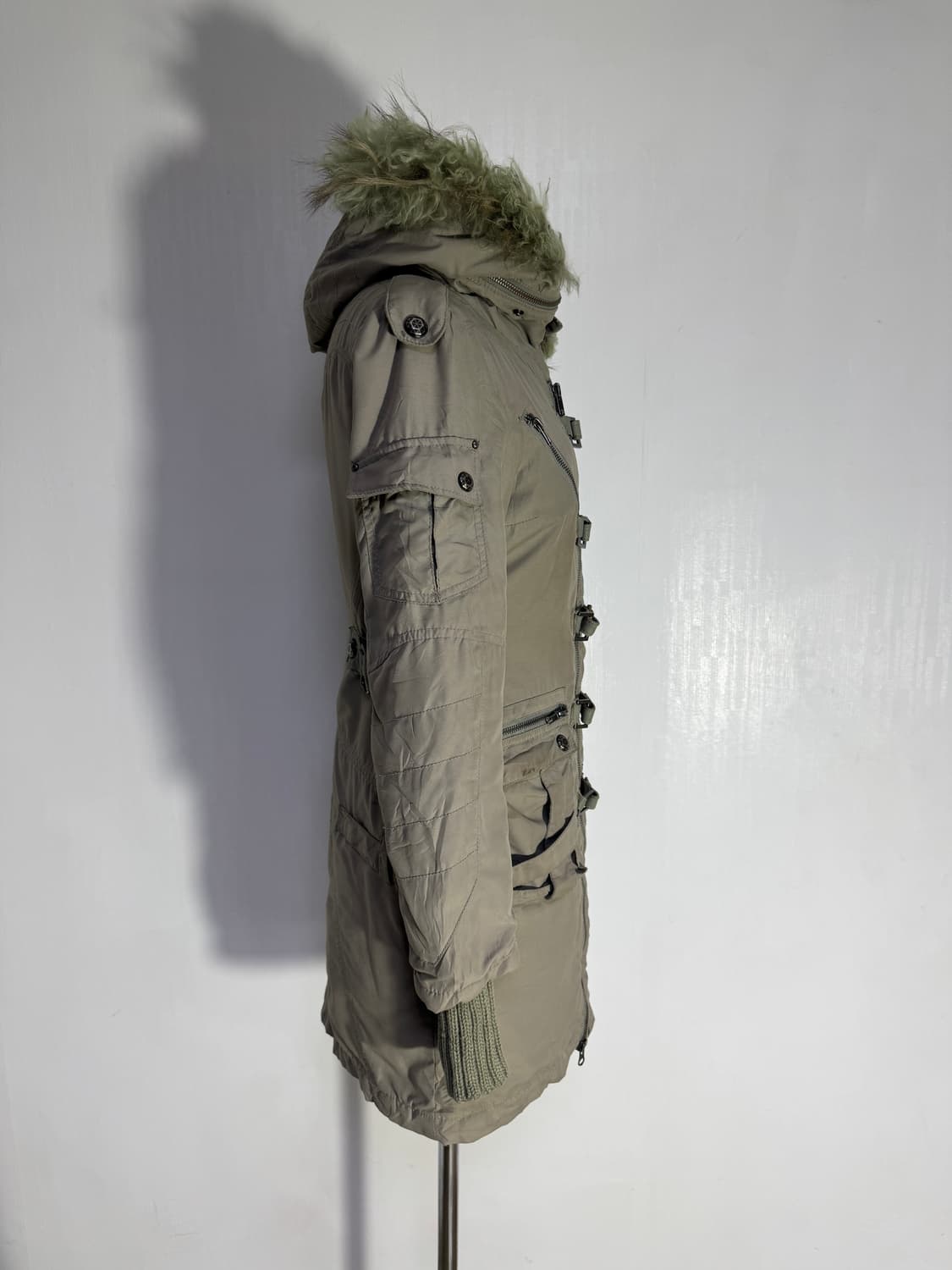 Sly 퍼 트리밍 밀리터리 벨티드 롱 파카 y2k vkei lgb goa 상품이미지3