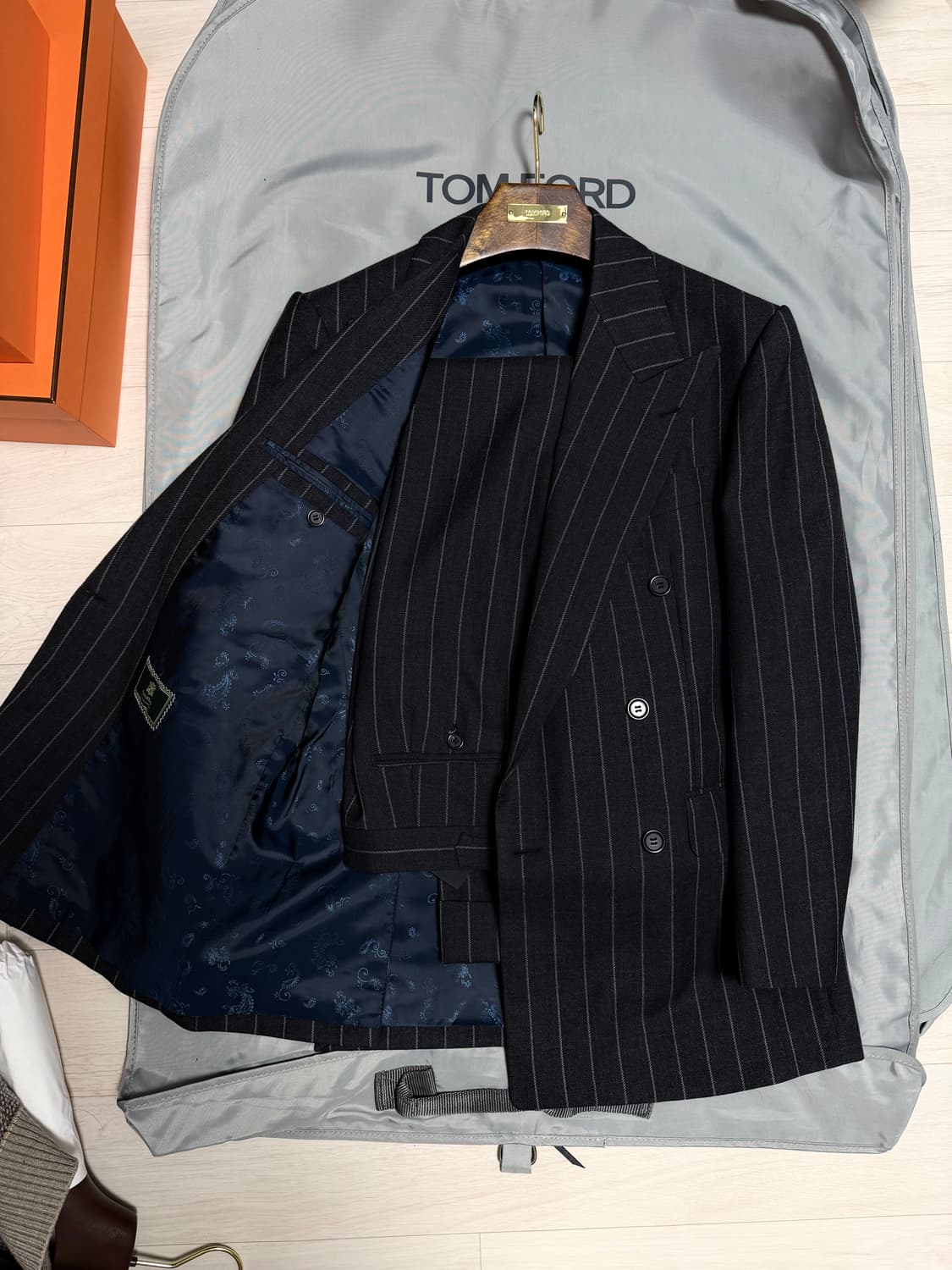 (명작,강추👍)에스코티지 비스포크 더블 수트 정장 톰포드 상품이미지4