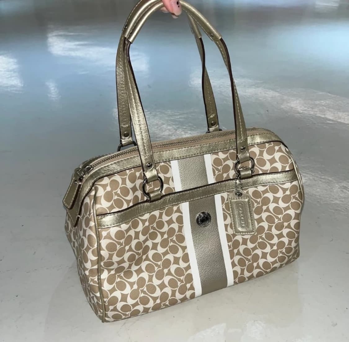 코치 골드샴페인 보스턴백 가방 백 상품이미지1