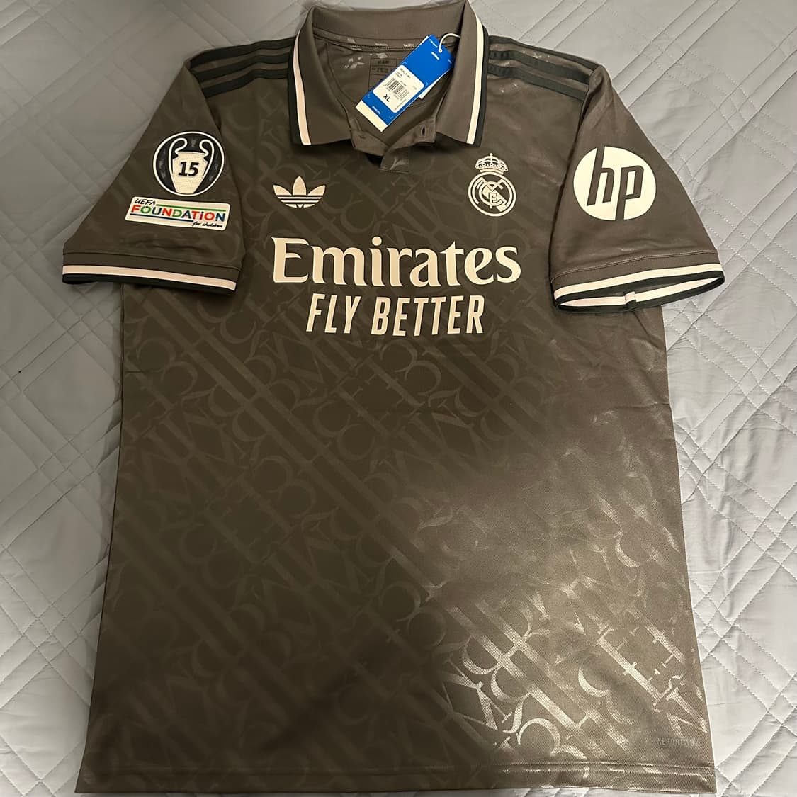 국내 XL) 24-25 레알 마드리드 써드 발베르데 챔스ver. 상품이미지1