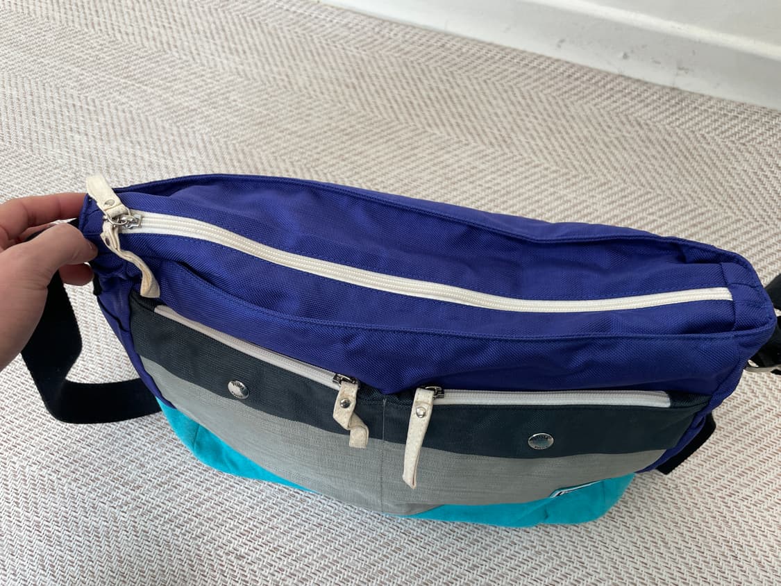 푸마 스웨이드 멀티 컬러 크로스백  J03876 상품이미지8