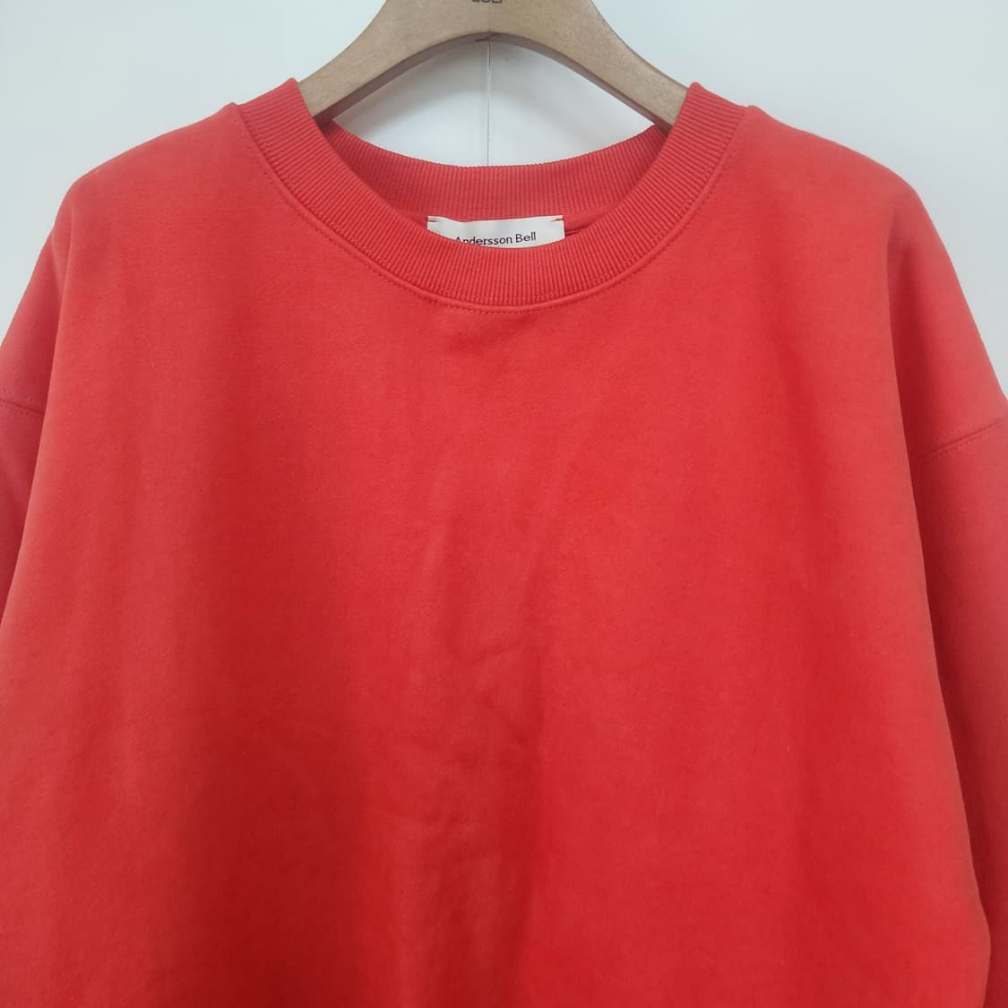 앤더슨벨 맨투맨 티셔츠 상품이미지2