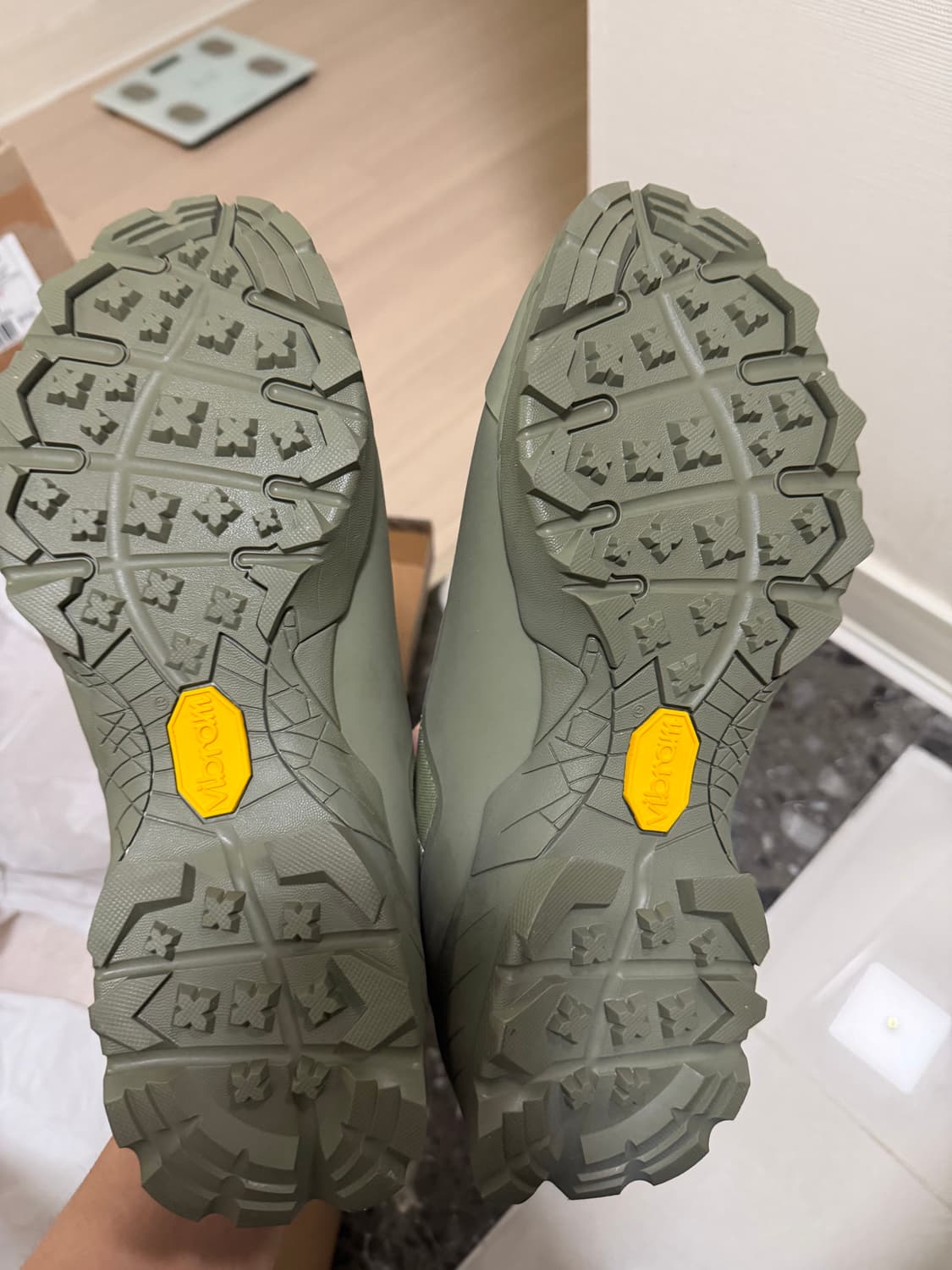 로아 하이킹 로아 카타리나 세이지 그린 265~270 상품이미지4