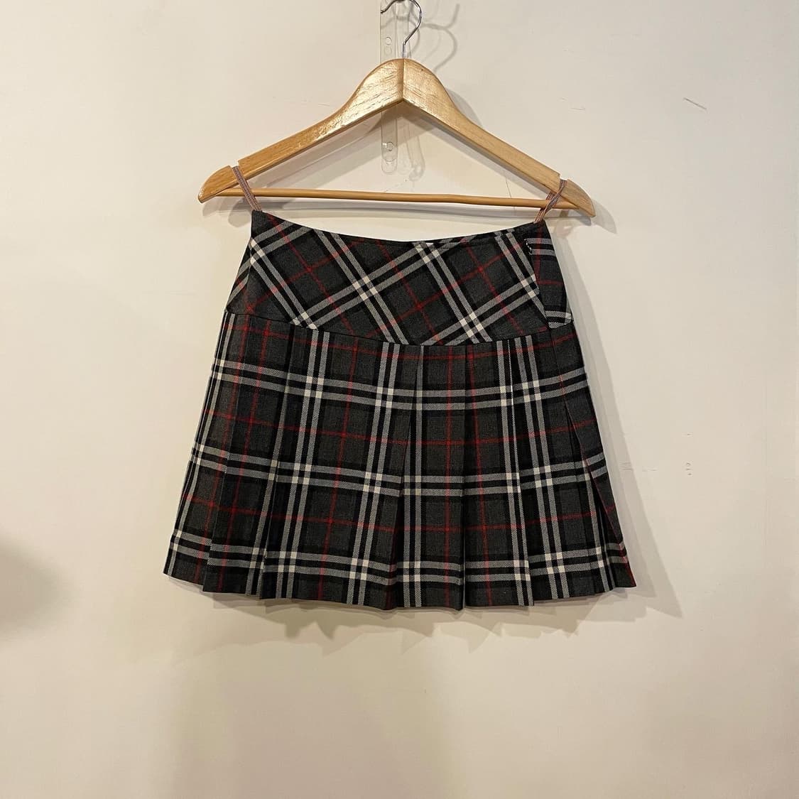 버버리스커트 상품이미지1