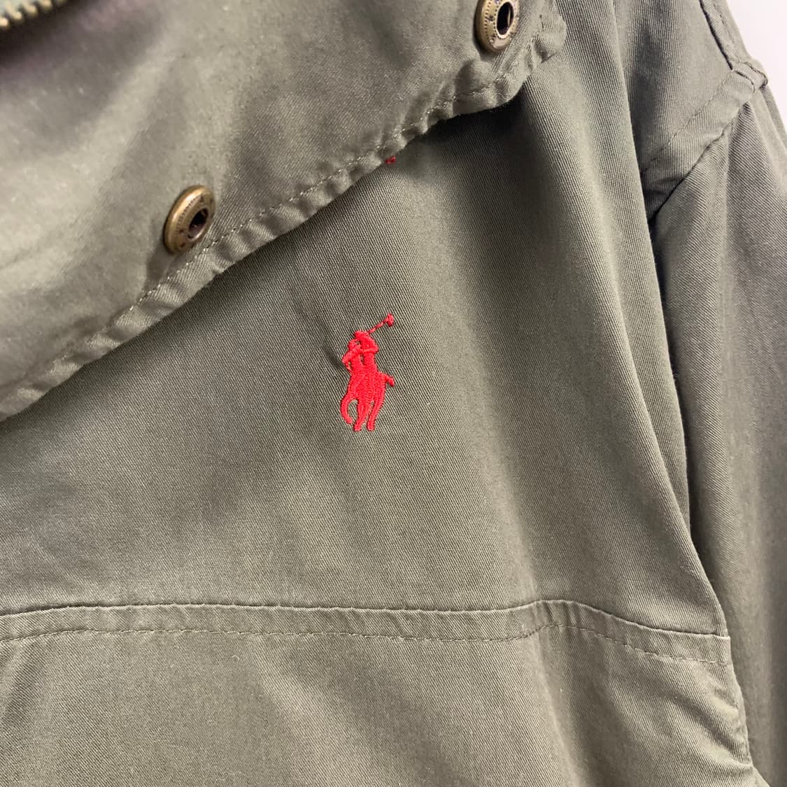 폴로 랄프로렌 포니로고 카키 포켓 유틸리티 카키 아노락 후드티 상품이미지4