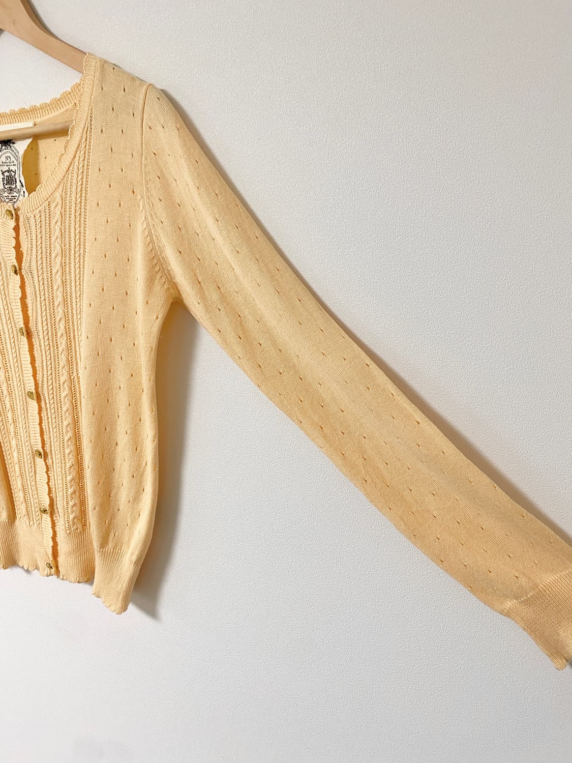 Butter Yellow Eyelet Knit Cardigan 상품이미지3