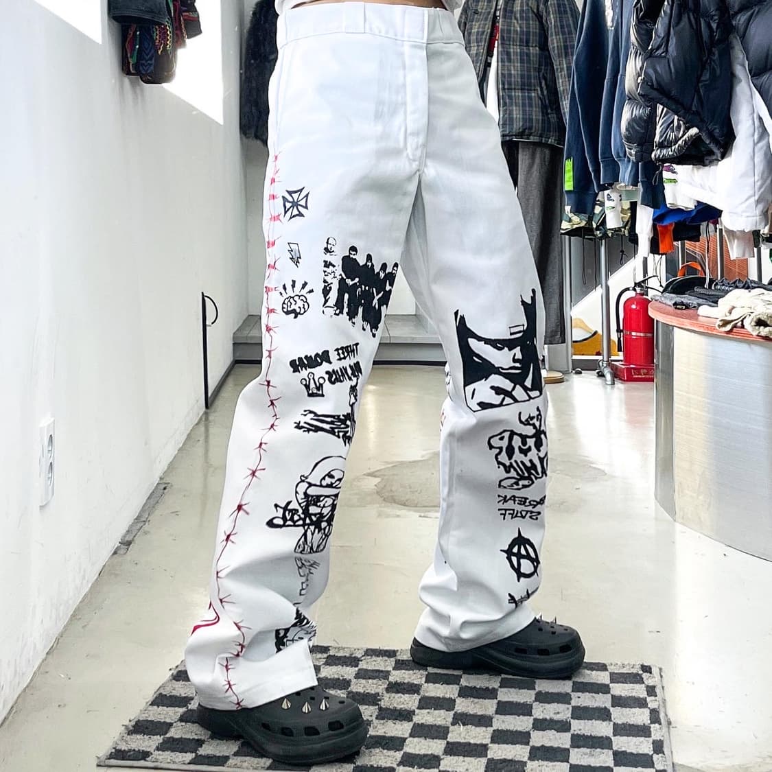 디키즈 874 아트 워크 화이트 치노 팬츠 상품이미지2