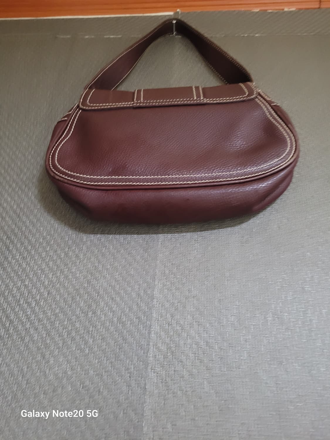 셀린느 숄더백 상품이미지5