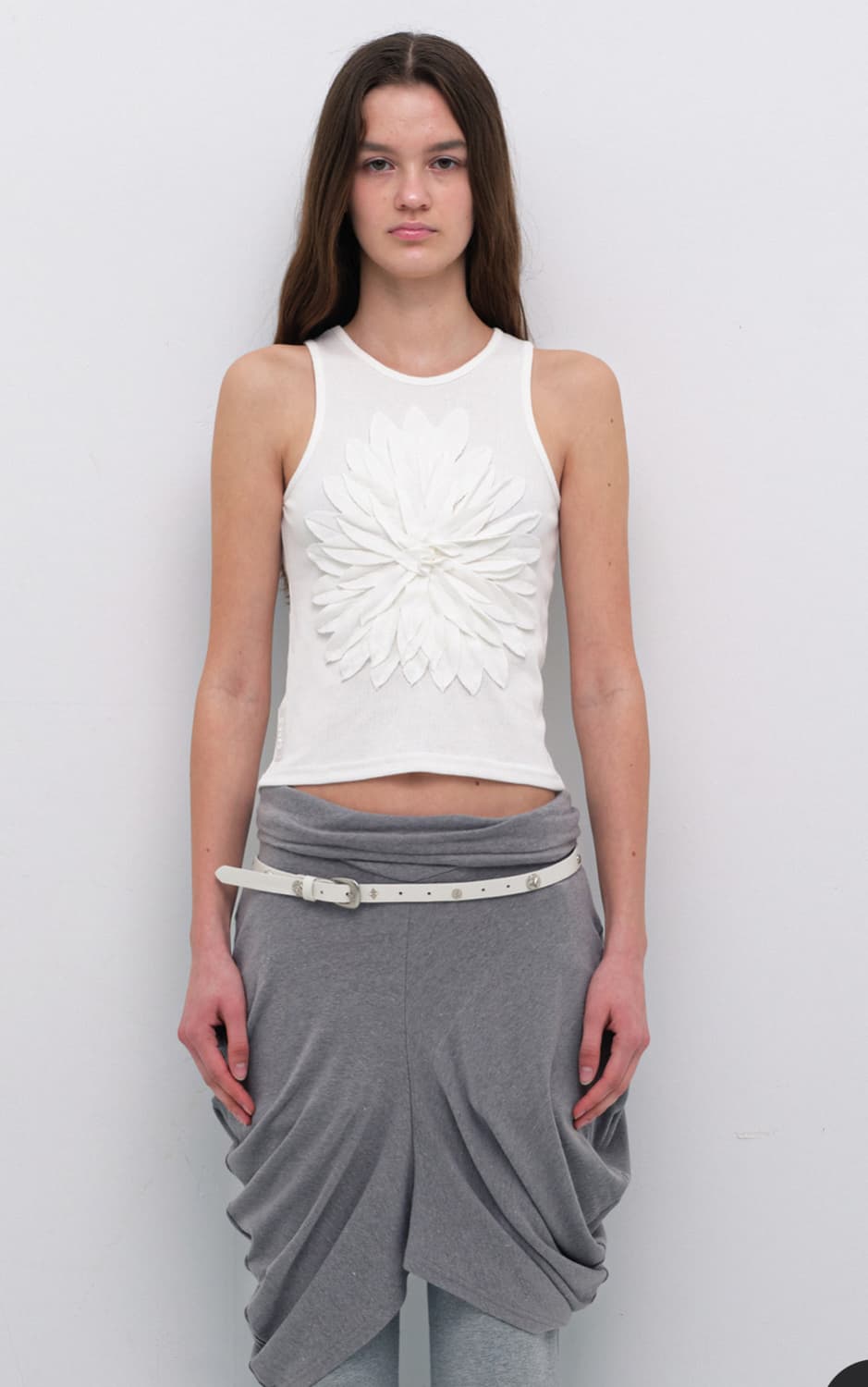 세릭/ 플라워 포인트 나시 FLOWER POINTED SLEEVELESS 상품이미지4