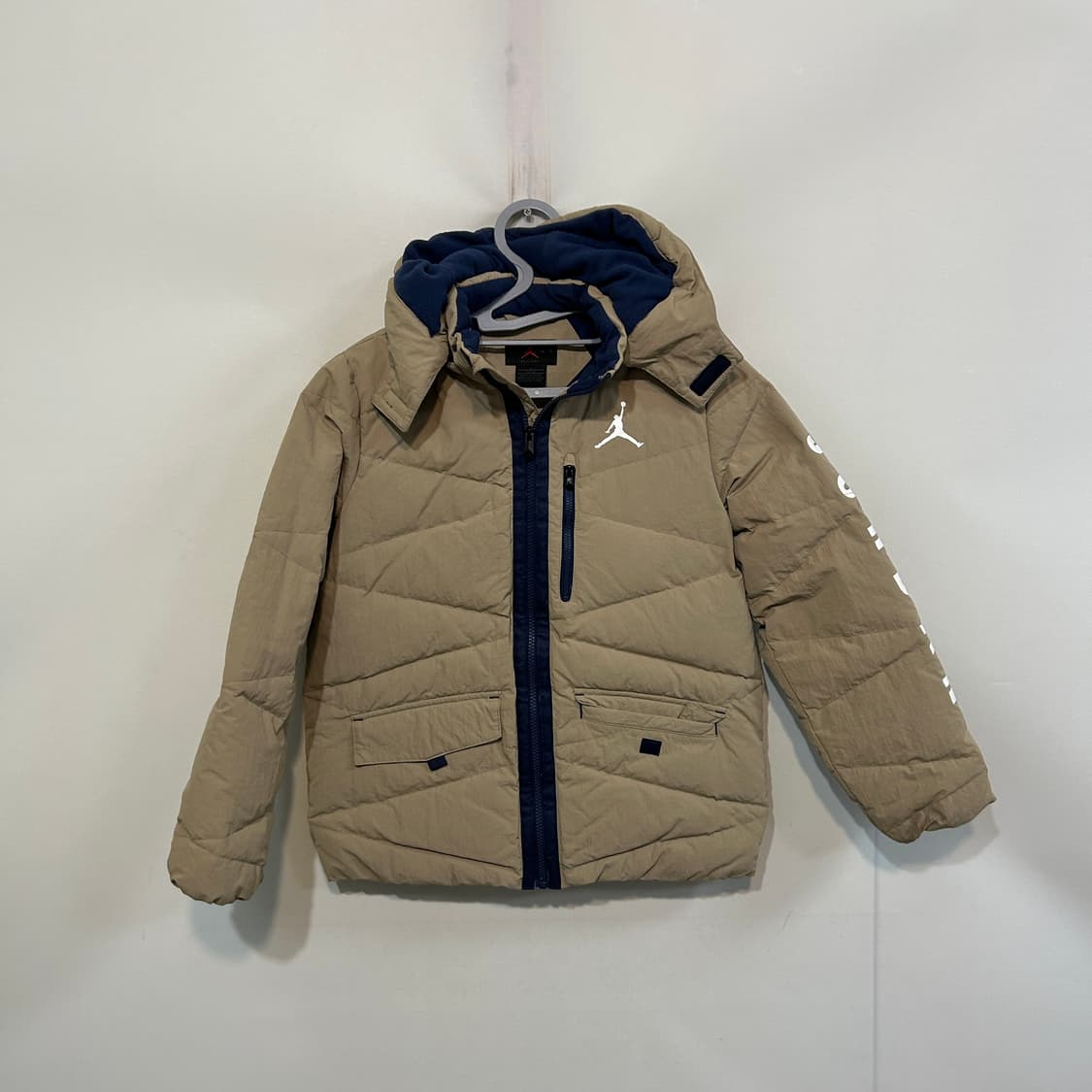 나이키 조던 키즈 패딩 M 150 상품이미지1