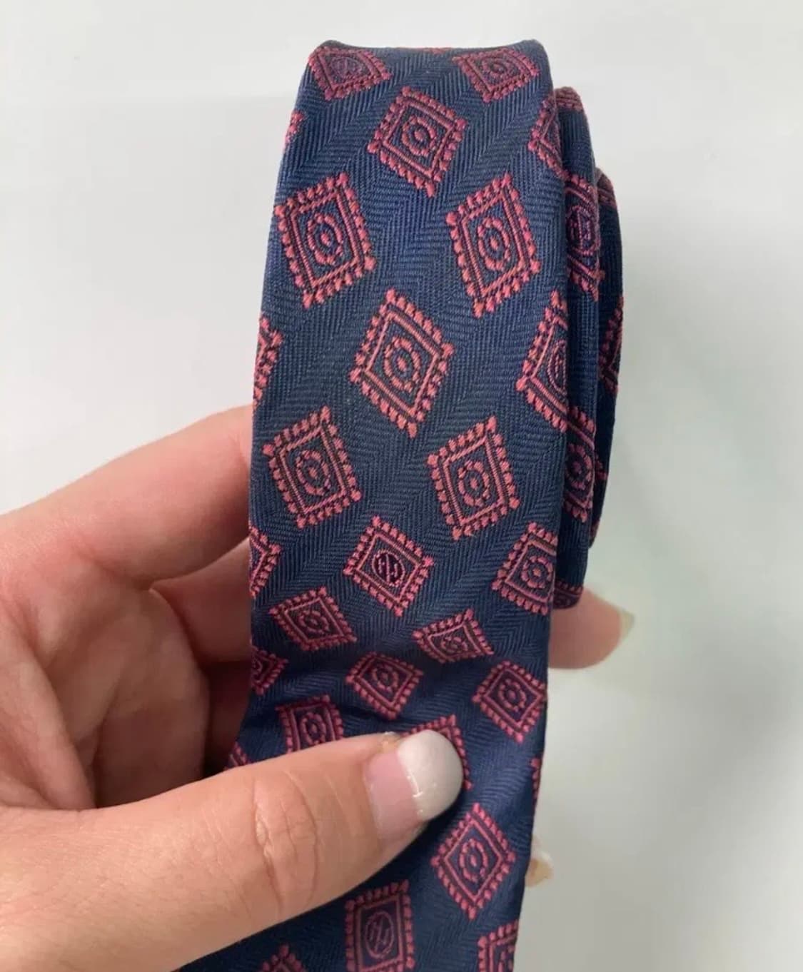 입생로랑 넥타이 상품이미지10