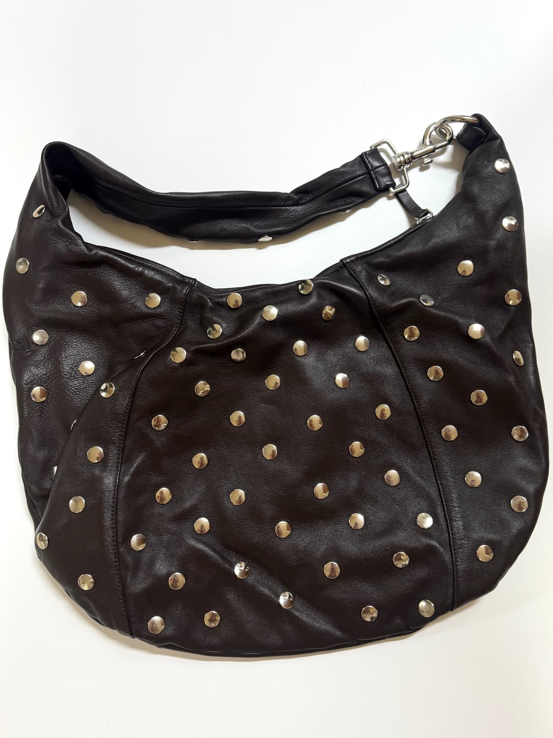 기마구아스 스터드 백 상품이미지5