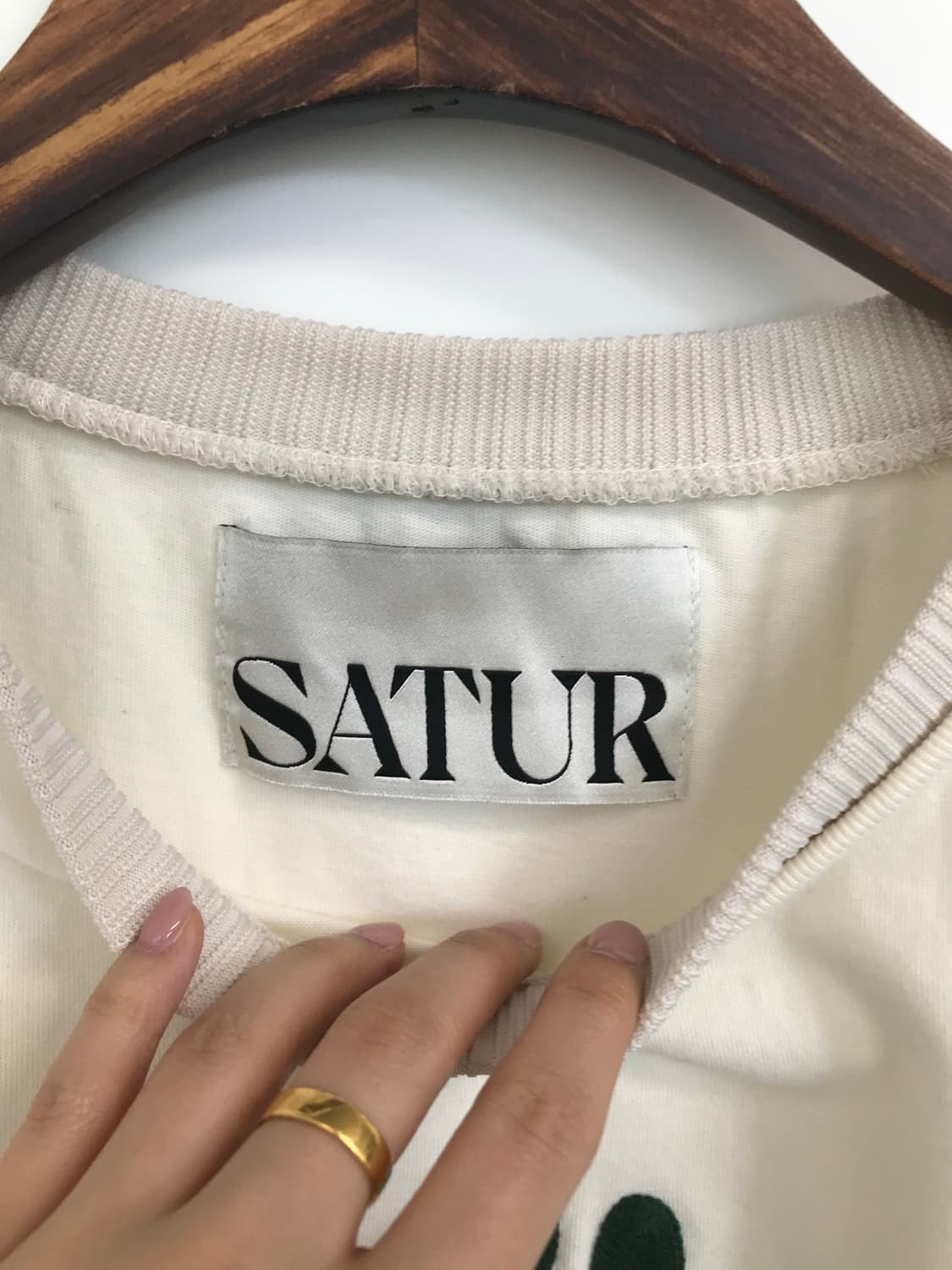 세터 자수 보야지 반팔 티셔츠 상품이미지6