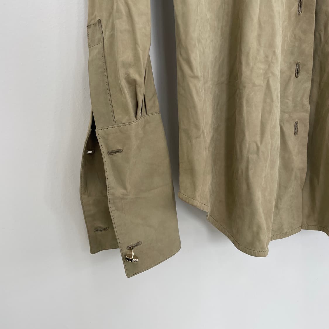 페라가모 레더 셔츠 상품이미지3