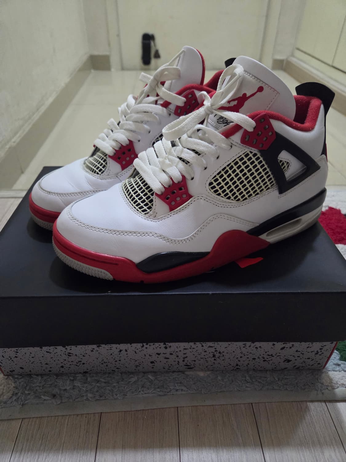 조던4  파이어레드 270 상품이미지1