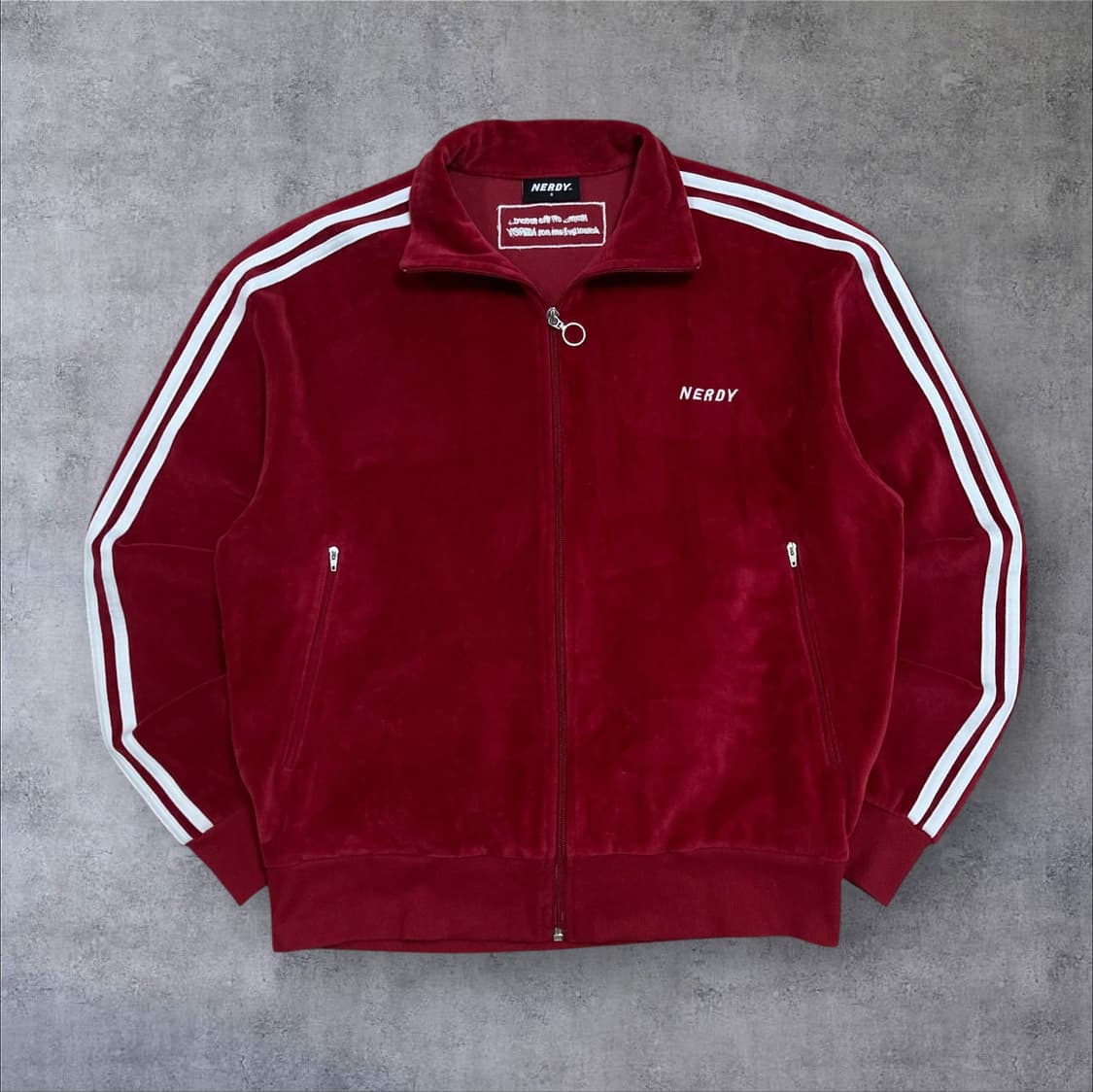 널디 스몰 로고 사이드 라인 버건디 벨벳 트랙탑 상품이미지1