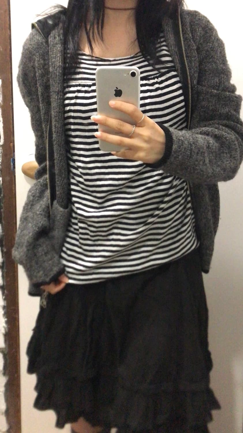 스트라이프 레이스 슬리브 상품이미지1