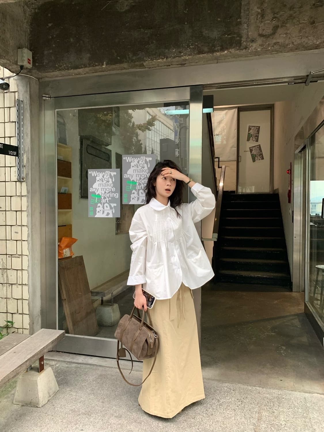 핀턱 라운드카라 블라우스 셔츠 상품이미지3