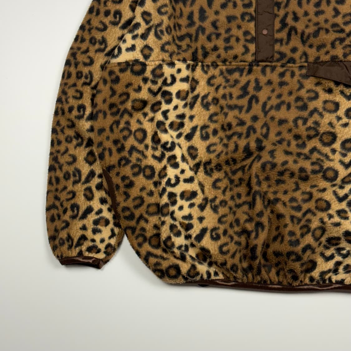 (107) 써니스포츠 레오파드 플리스 풀오버 상품이미지4