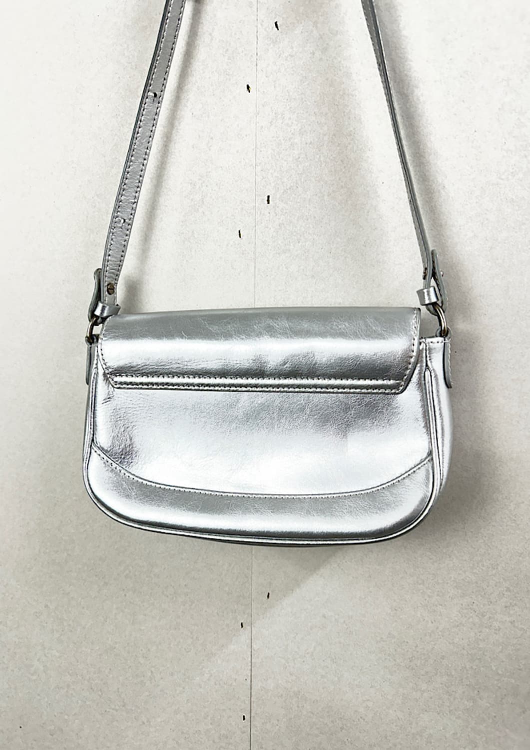 루에브르 삭드벨로 실버 숄더백  상품이미지6