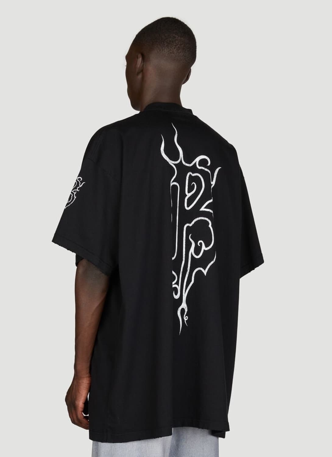 발렌시아가 다크웨이브 오버사이즈 티셔츠 블랙 2사이즈 상품이미지3