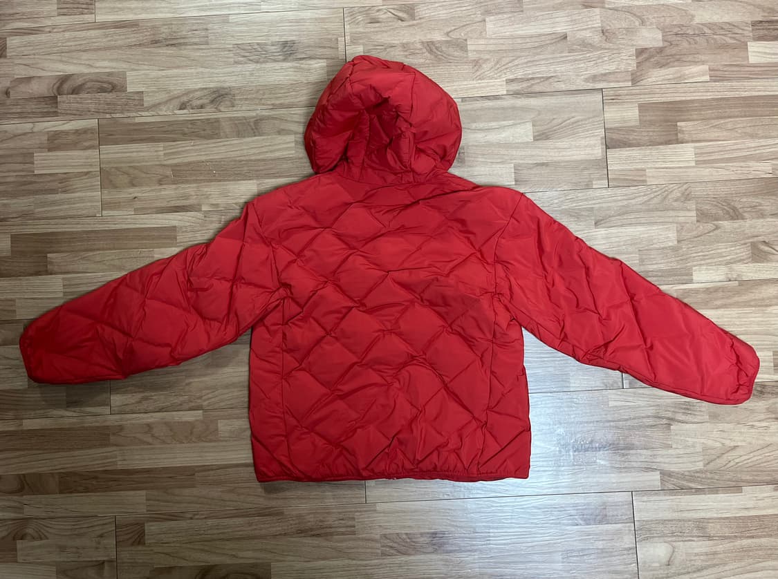 유니클로 퍼프테크 후드 경량패딩 레드 상품이미지3