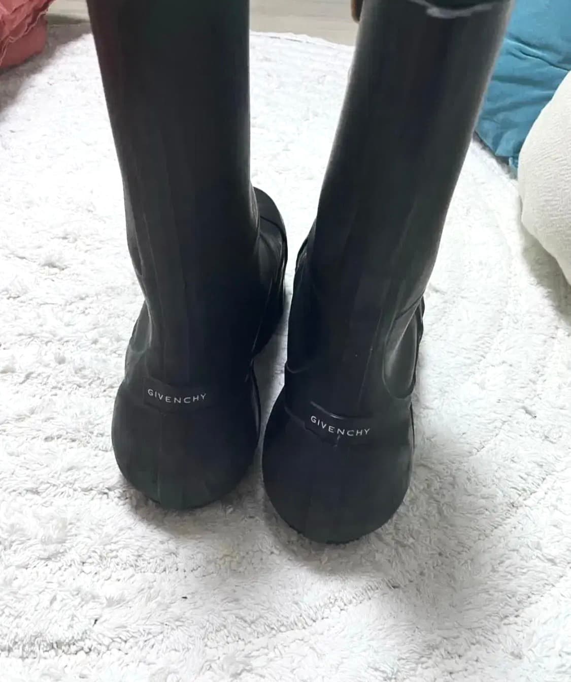 지방시 롱 러버 레인부츠 판매 상품이미지2