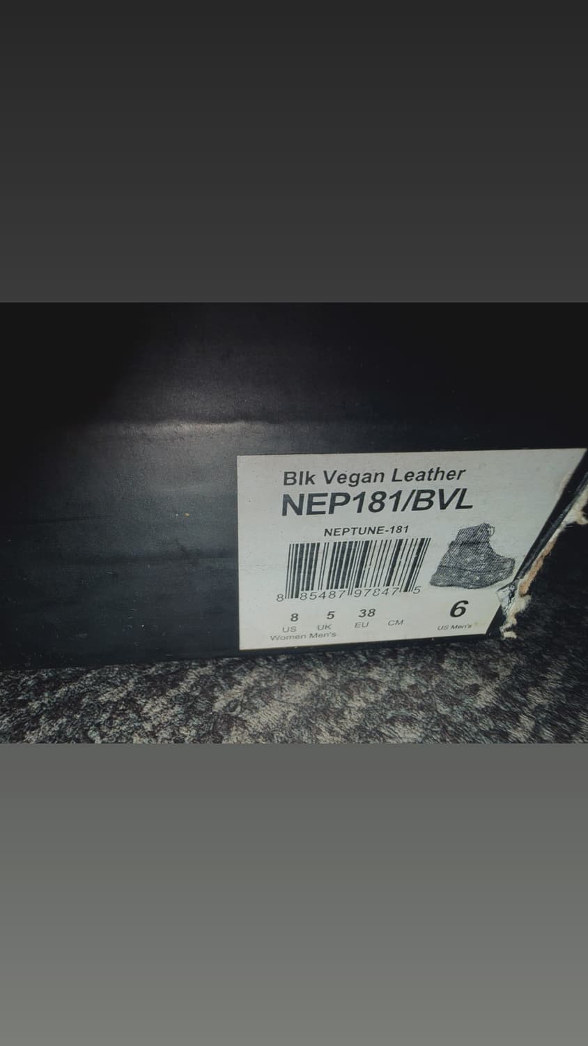 데모니아 넵튠 250(us8, 38) 팝니다. 상품이미지2