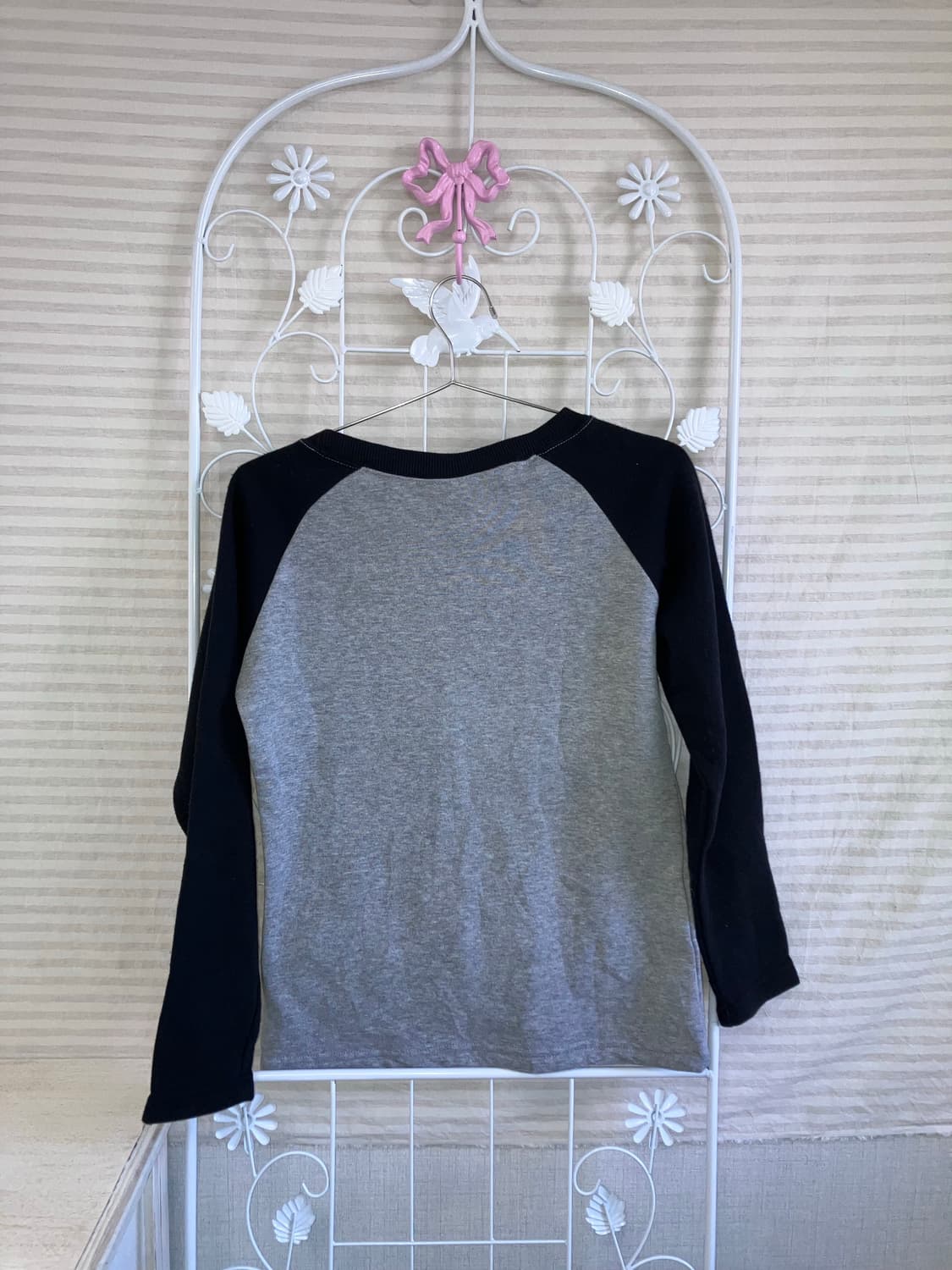 빈티지 블랙 그레이 배색 골드 레터링 맨투맨 y2k 스트릿 갸루 펑키 일 상품이미지5