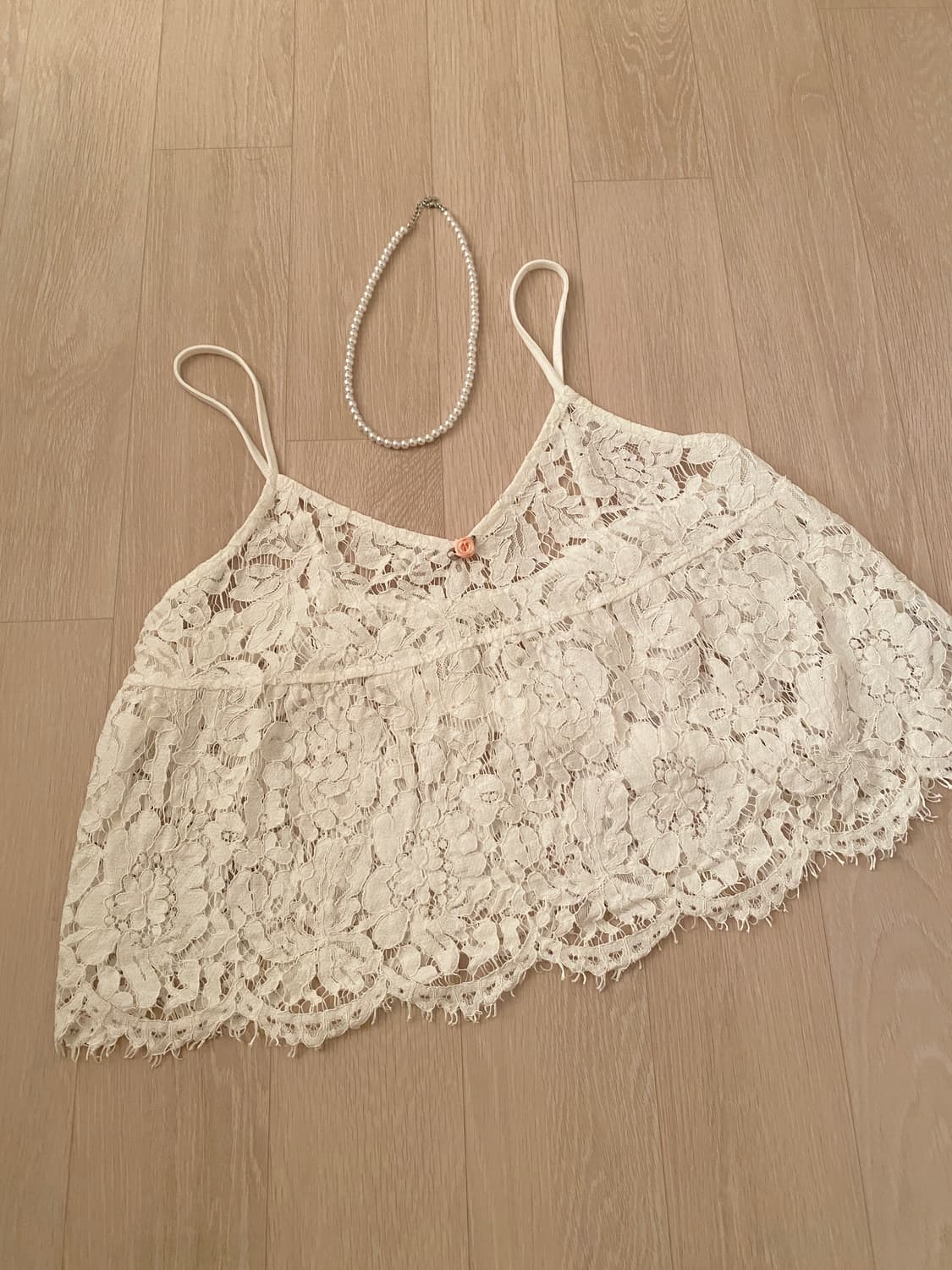 Romantic Sheer Lace Rose Slip Top 상품이미지1