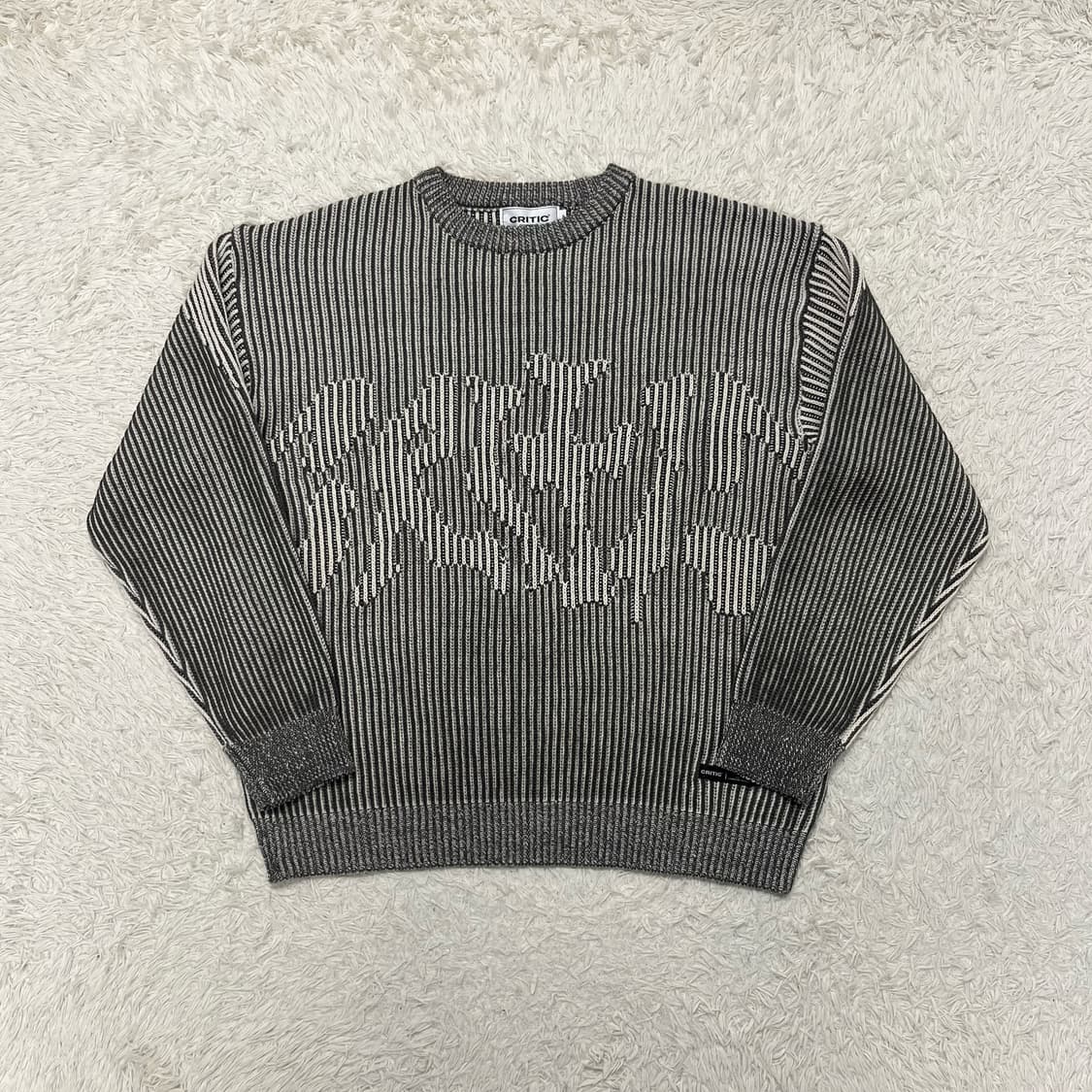 Critic charcoal grunge knit 상품이미지4