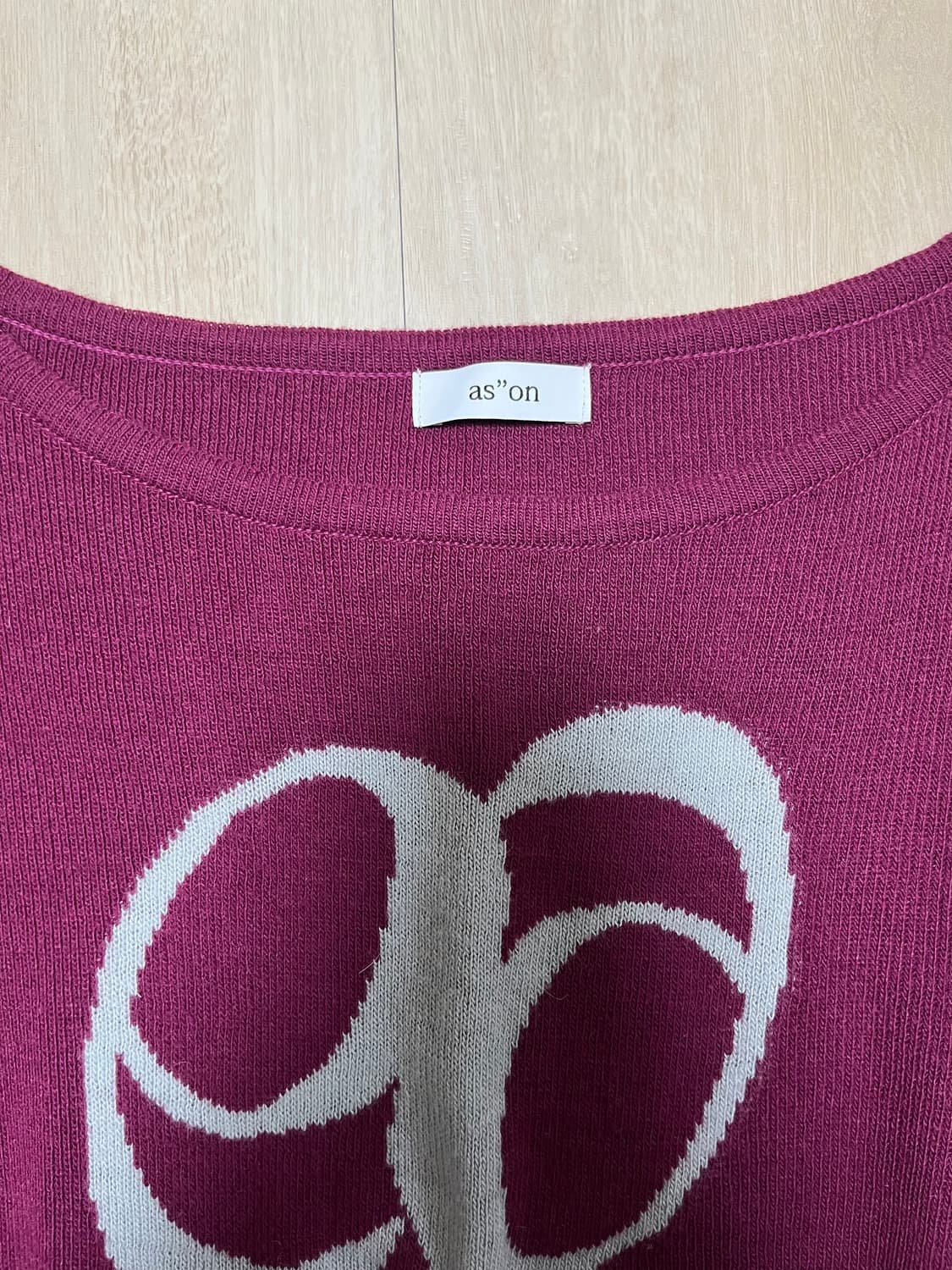 애즈온 보트넥니트 마젠타 상품이미지3
