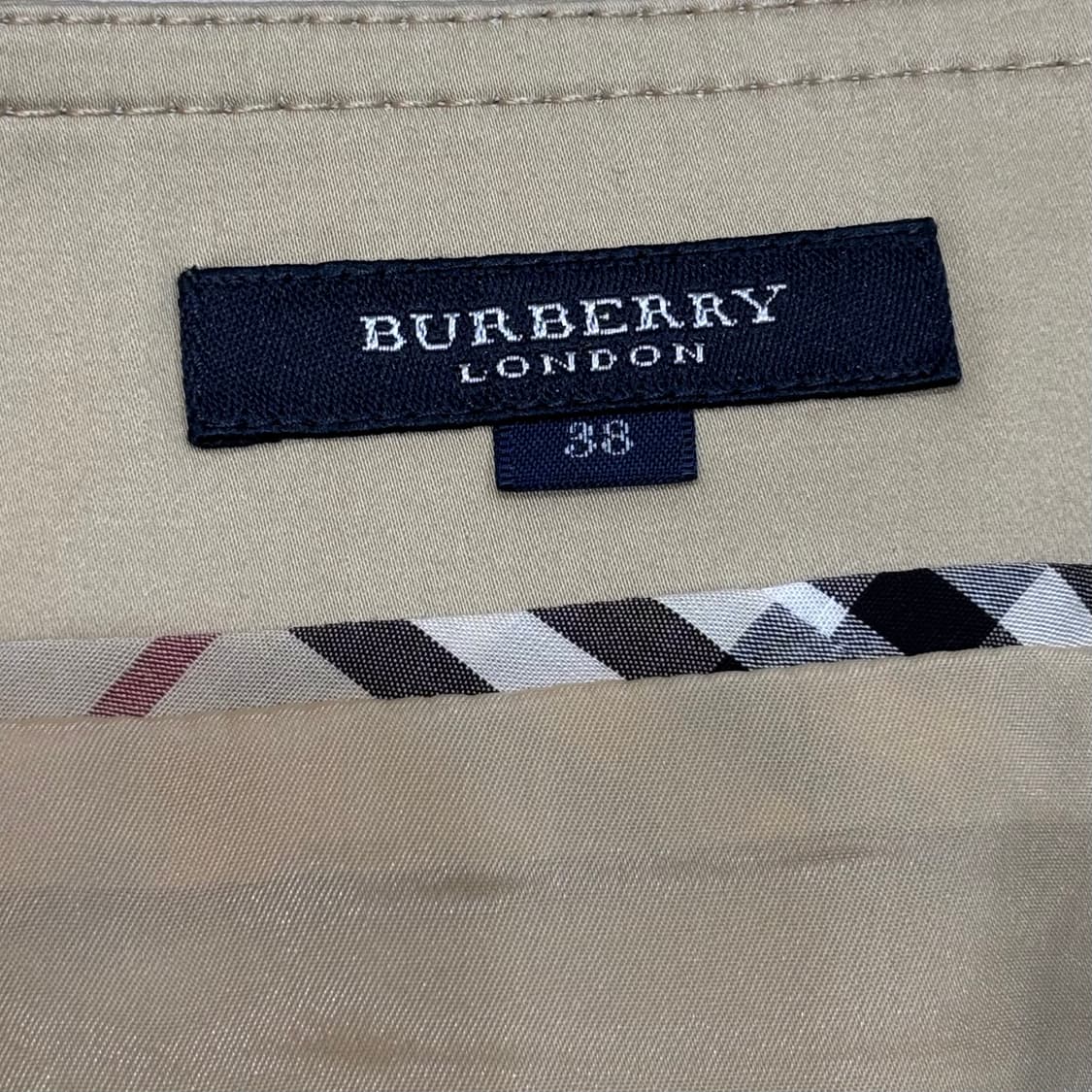 Burberry 버버리 플리츠 미디스커트 상품이미지4