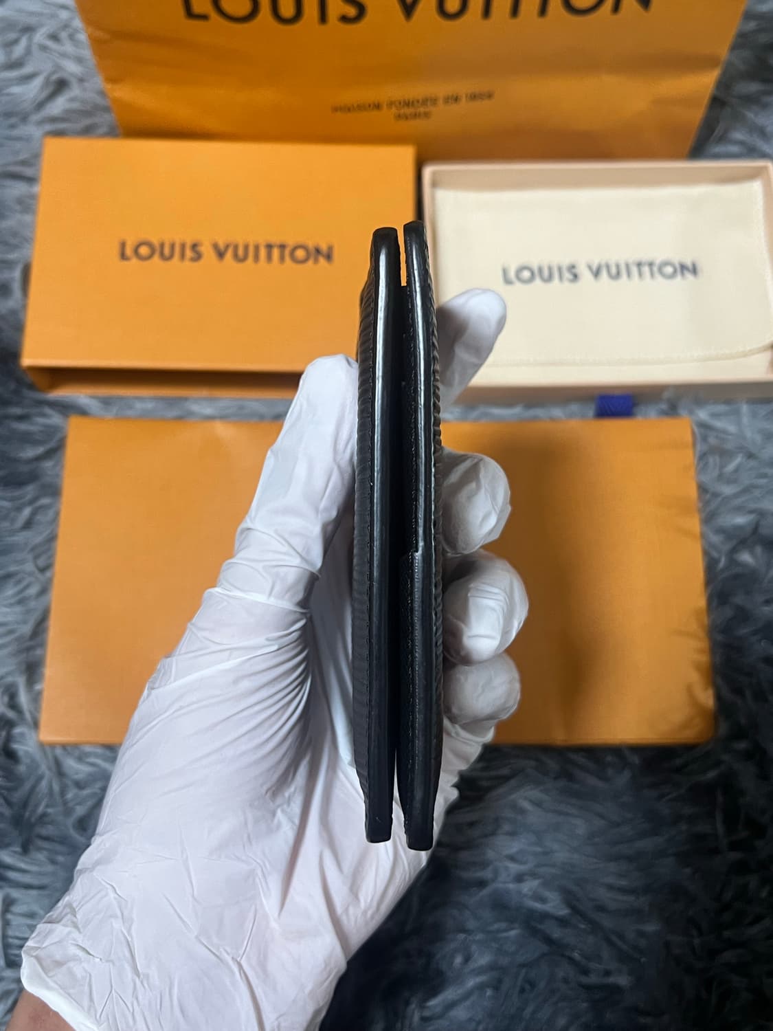 루이비통 포켓 오거나이저 에피 블랙 상품이미지5