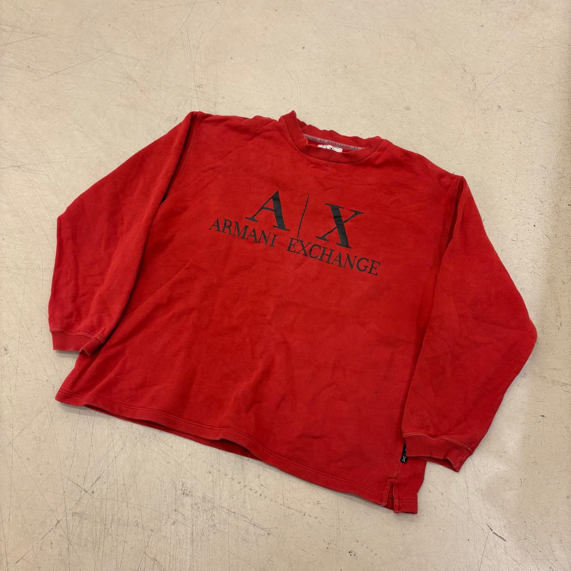 아르마니 익스체인지 빅로고 레드 맨투맨 상품이미지1