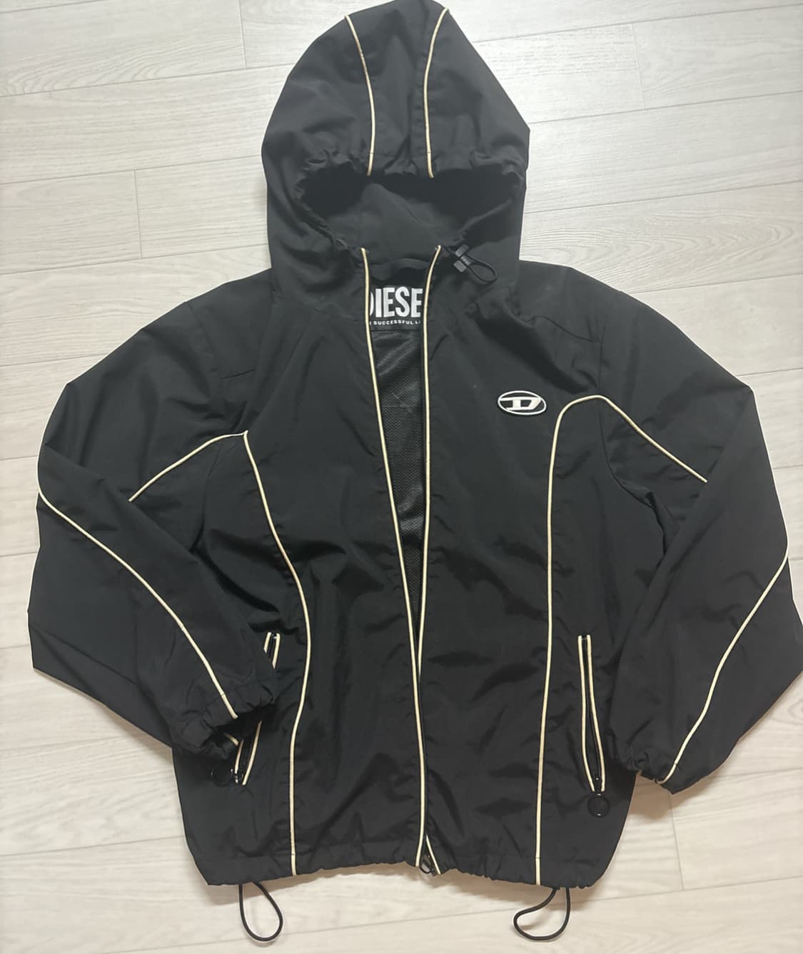 디젤 콘트라스트 윈드브레이커 상품이미지1