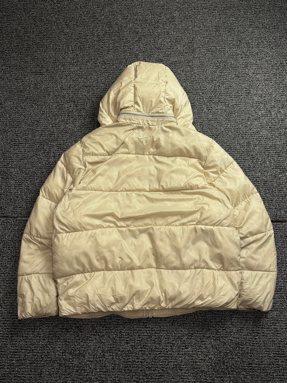 나이키 신형 써마핏 푸퍼 패딩 자켓 크림 1897 상품이미지6