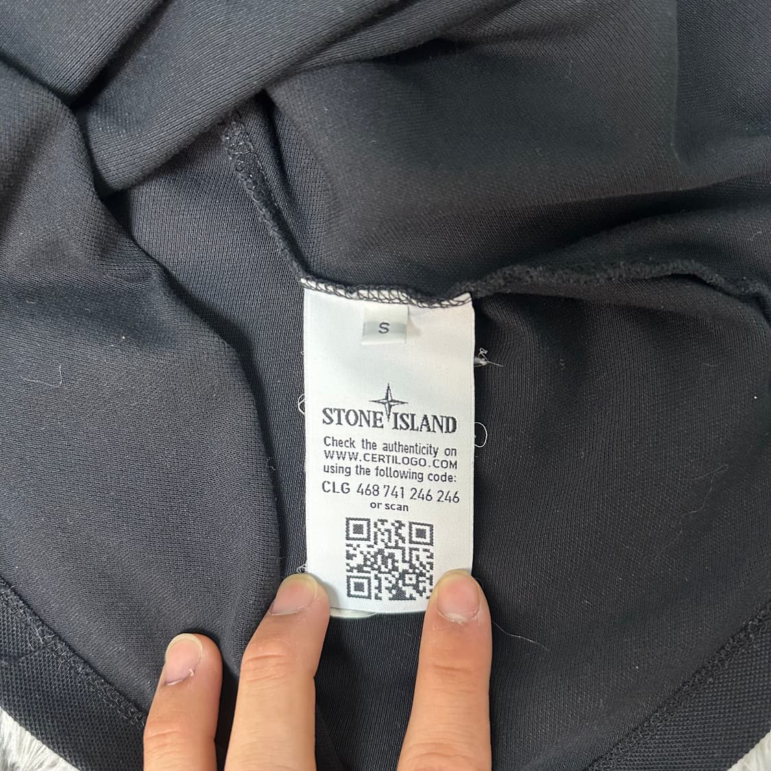 [S급/정품] 스톤아일랜드 슬림핏 카라티 상품이미지6