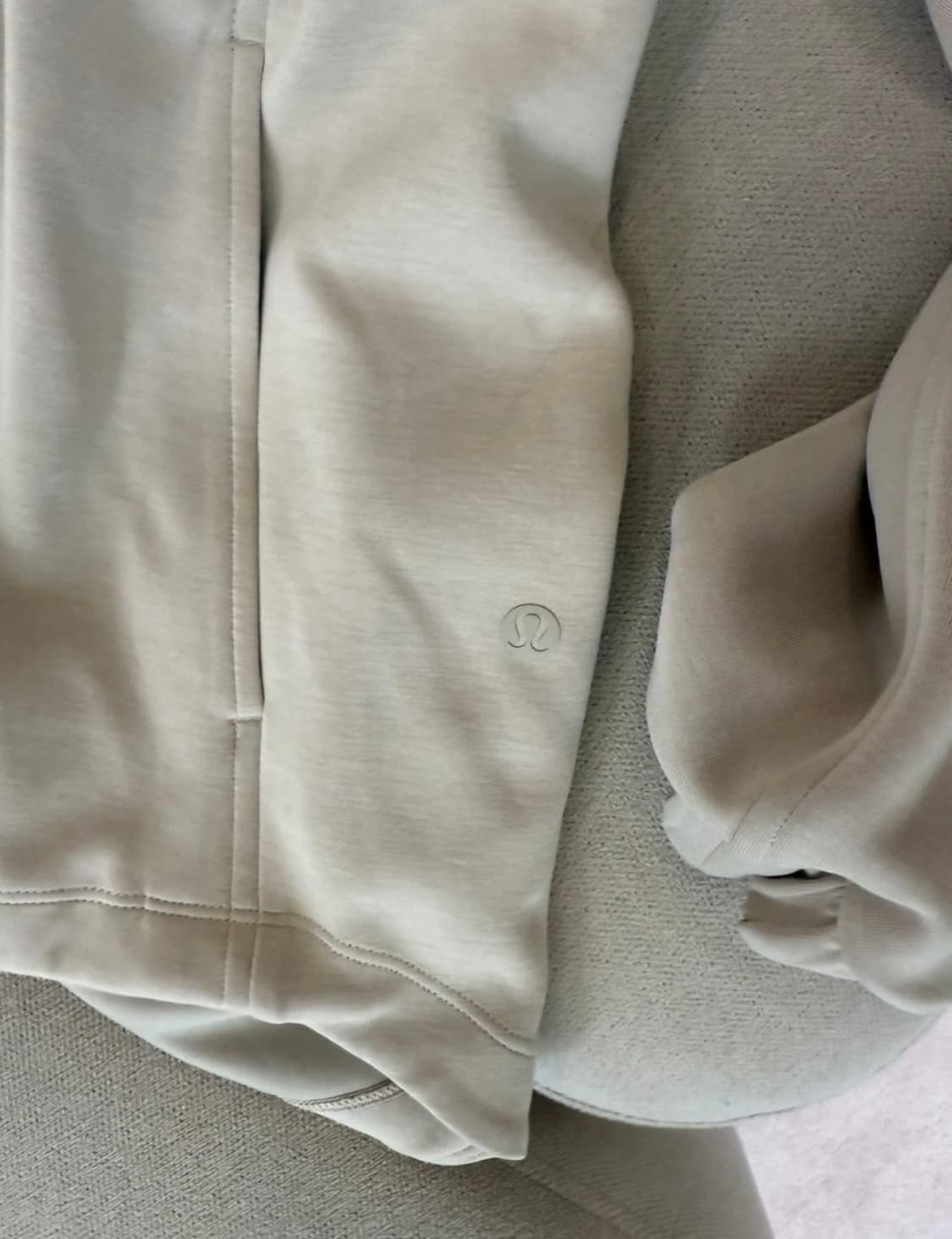 룰루레몬 베이지 자켓 사이즈 66 상품이미지5