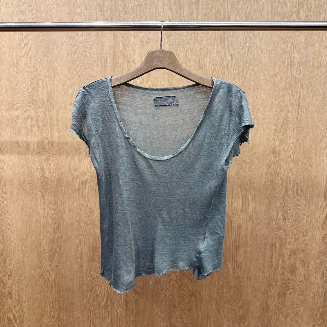 쟈딕 앤 볼테르 린넨 반팔 티셔츠 워싱 데미지 디테일 카키 상품이미지2