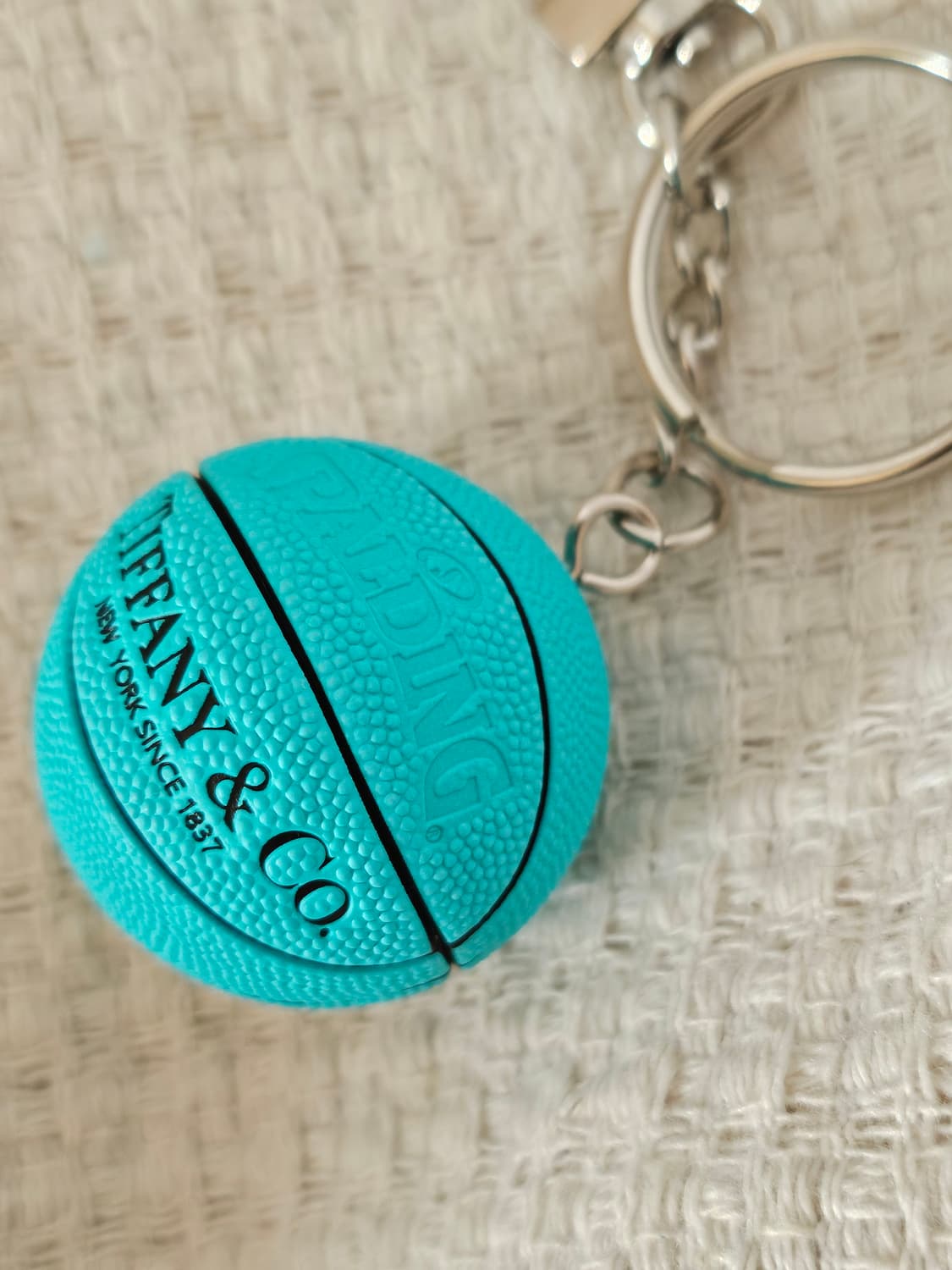 티파니앤코 농구공 키링 상품이미지6