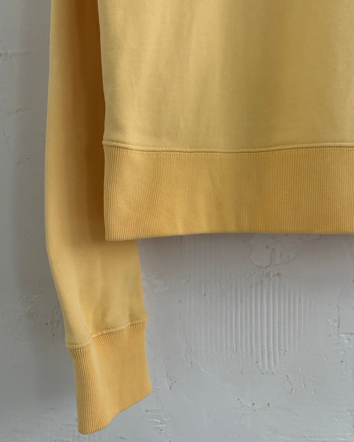 Maison Kitsune 메종키츠네 폭스헤드패치 옐로우컬러 우먼 맨투맨 상품이미지4