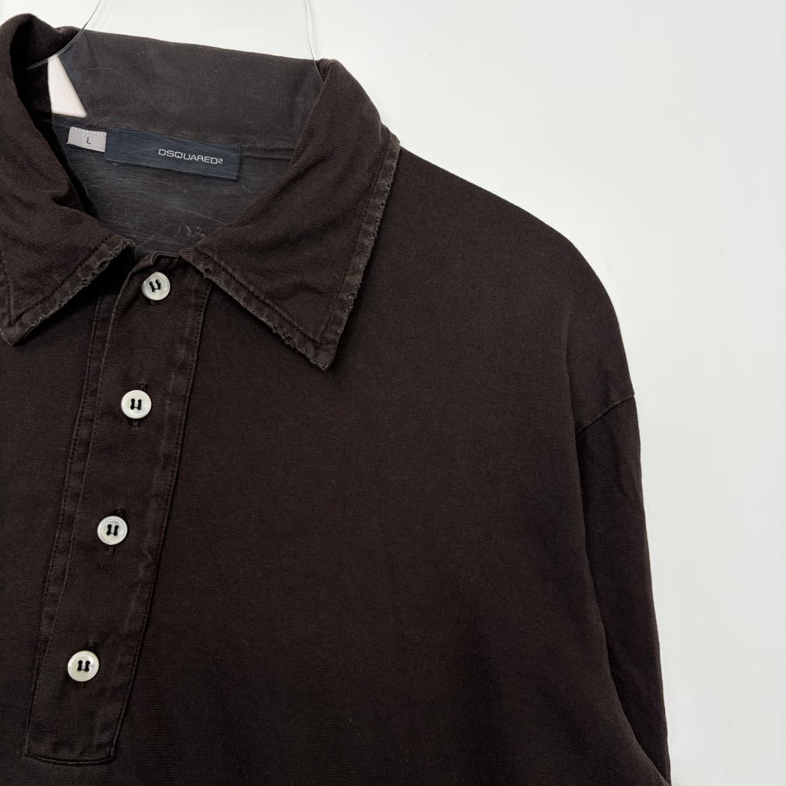 디스퀘어드 대미지 가공 카라 티셔츠 상품이미지4